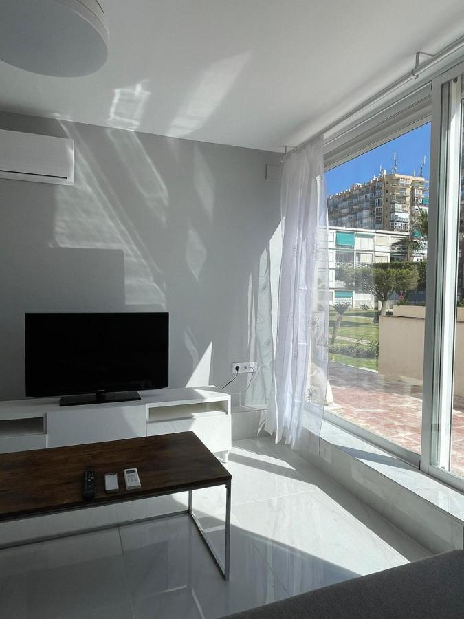 Apartamentos recién reformados al lado de la playa Benalmádena Extérieur photo